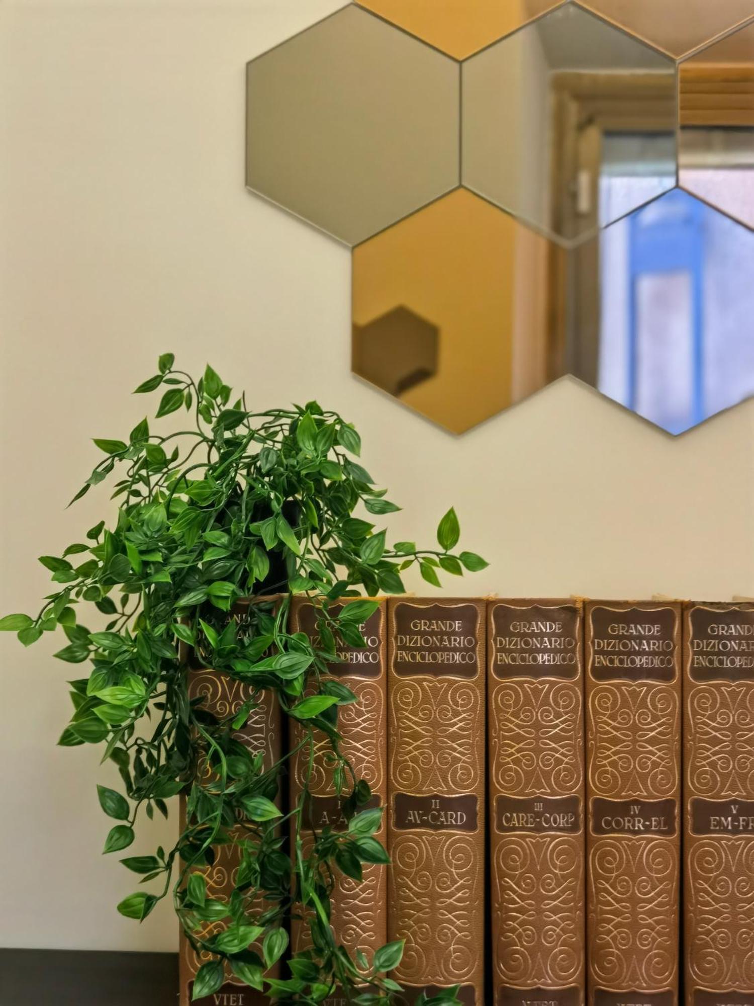 Metro Lodi Apartment روما الغرفة الصورة