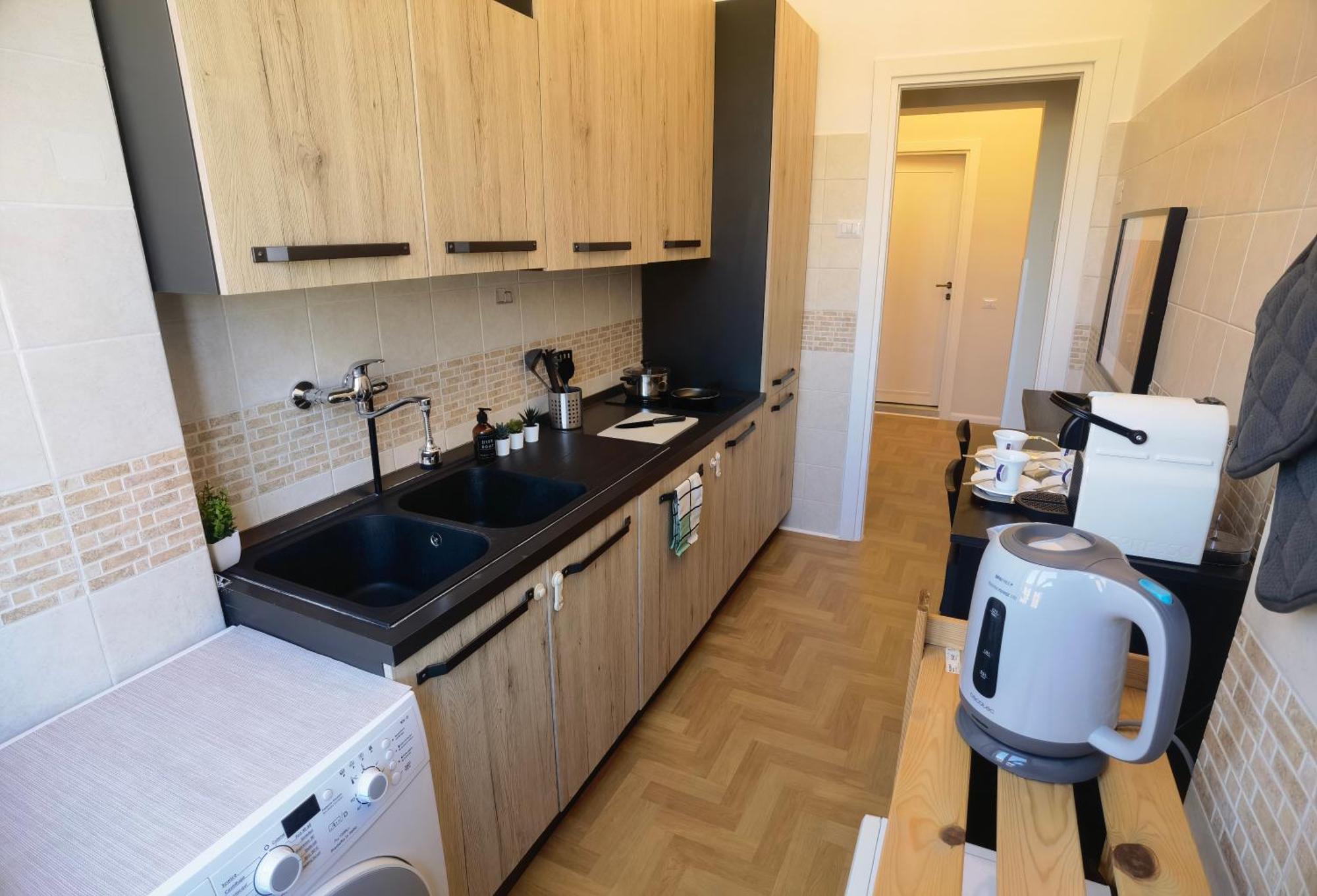 Metro Lodi Apartment روما المظهر الخارجي الصورة